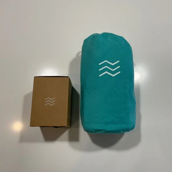 WYND Plus Smart Personal Air Purifier w/ Sensor - Picture 3 of 4